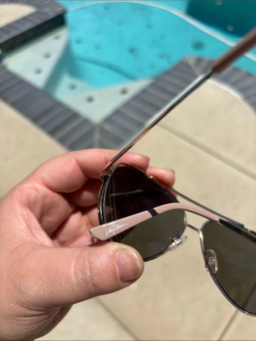 libby. edelman classic aviator